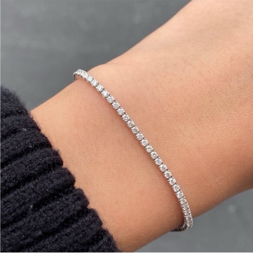 18k White Gold Plated Tennis Bracelet